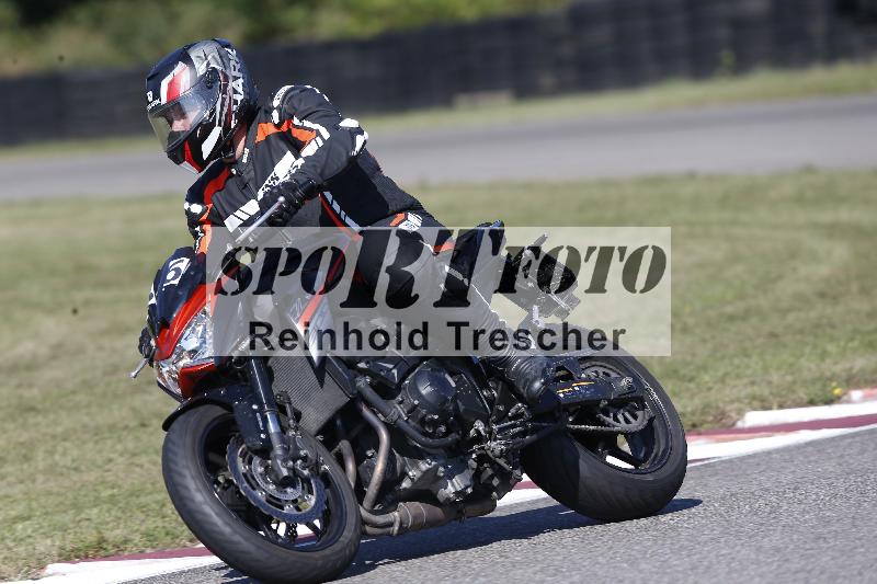 Archiv-2025/49 26.08.2025 Cornu Master School ADR/gruen-vert/66